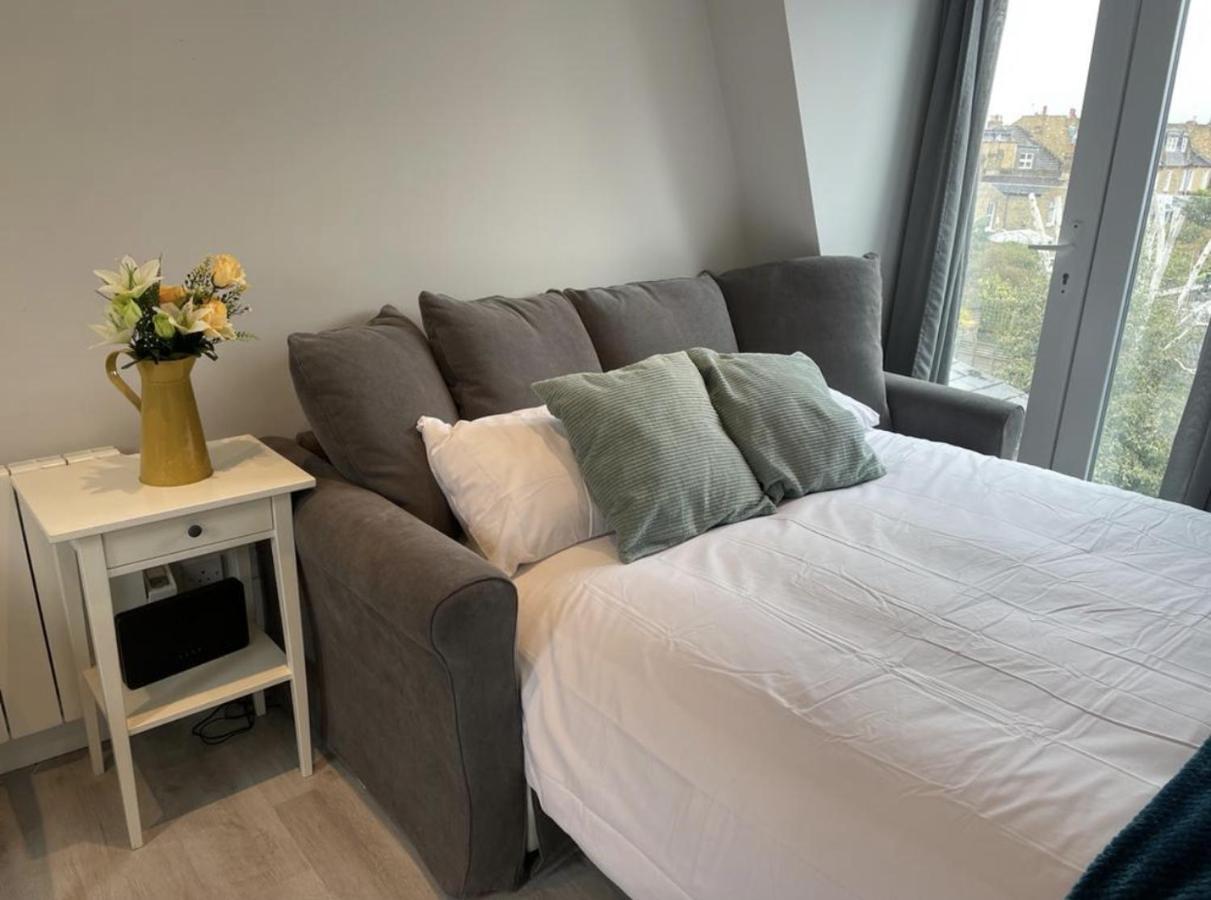 Wimbledon Loft Apartments Лондон Екстер'єр фото